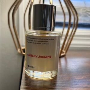 Dossier Ambery Jasmine